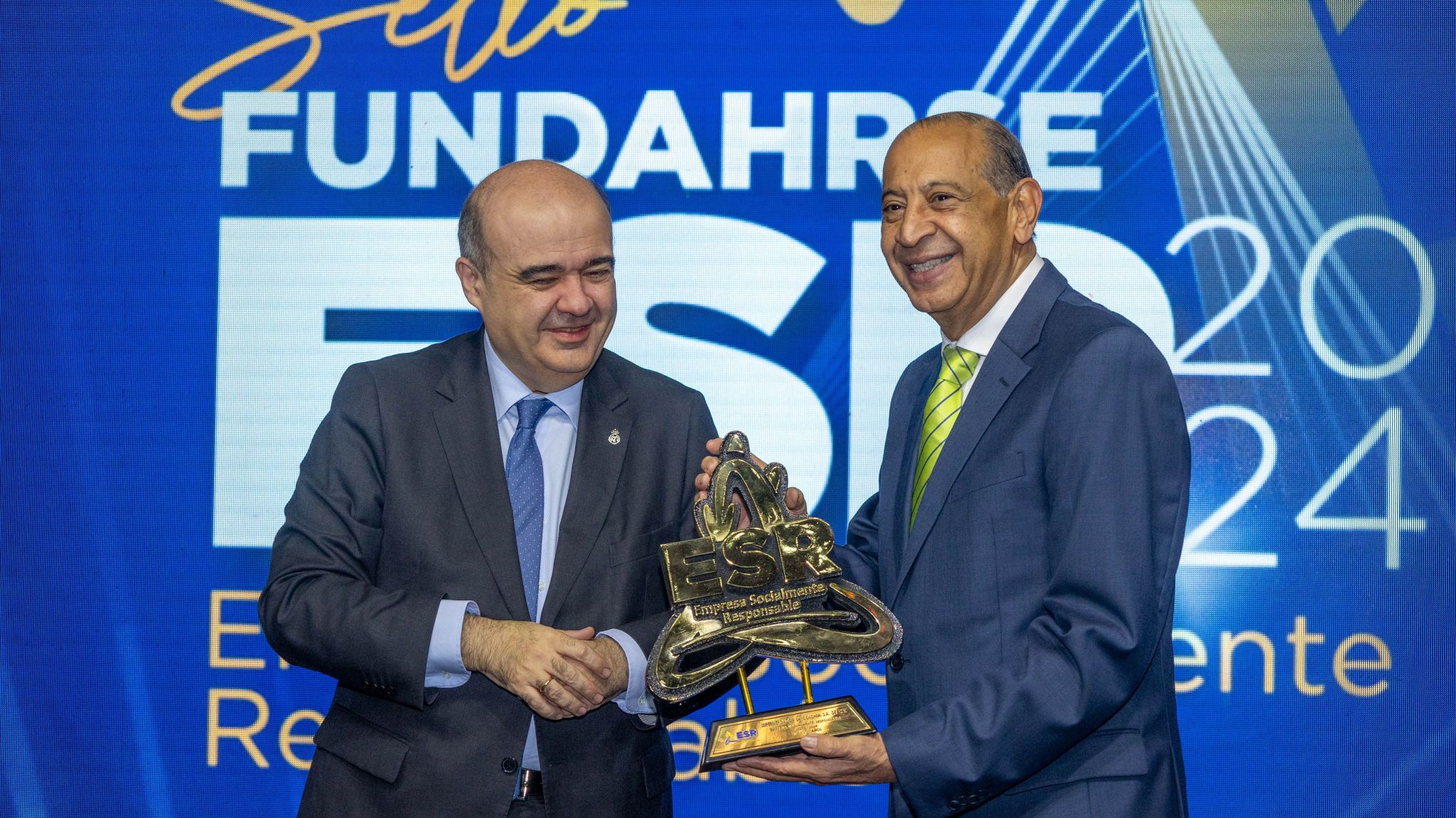 Por 13avo año consecutivo Supermercados La Colonia recibe el Sello como empresa socialmente responsable otorgado por FUNDAHRSE